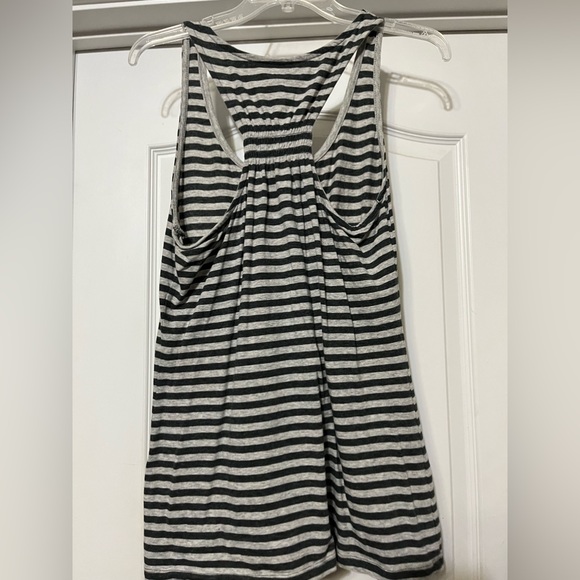 Mossimo women’s tank top - Picture 3 of 3